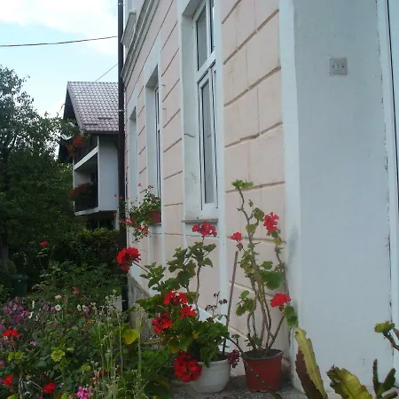 Apartmán Bivium Otočac Exteriér fotografie